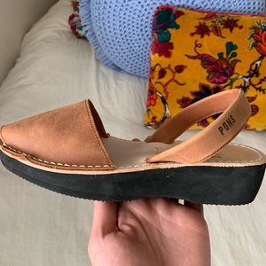 Brown Pons Avarcus Sandals